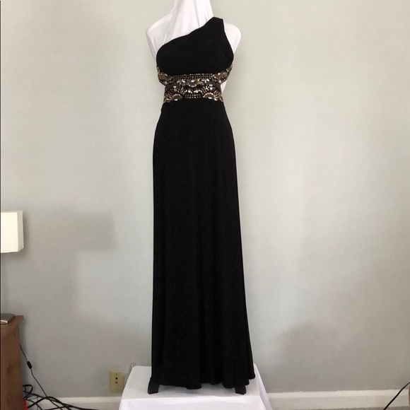Black, off one shoulder, beaded, prom dress, sz 5 - Picture 2 of 8